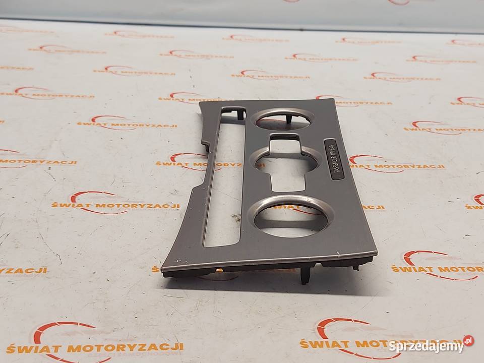 VW PASSAT CC LIFT 15r ramka panelu klimatyzacji Kielce sprzedam
