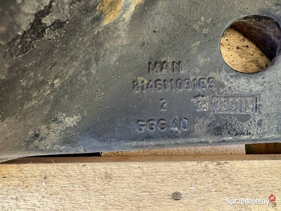 Uchwyt Kolumny Kierowniczej Kolumna Łapa Man 4x4 Rok produkcji 2019 Częstochowa