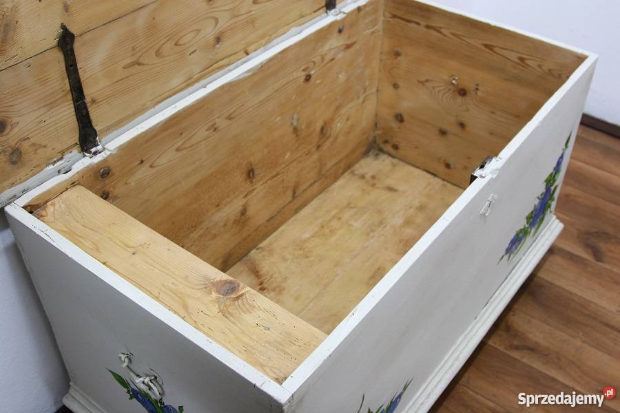 Piękny Kufer Ludowy Ręcznie Malowany Antyk Marki