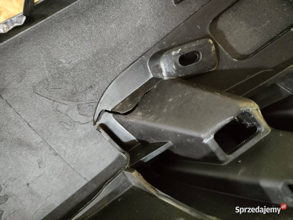 Zderzak Przedni Przód Peugeot 308 II 20172021 osobowe Zderzaki Pleszew