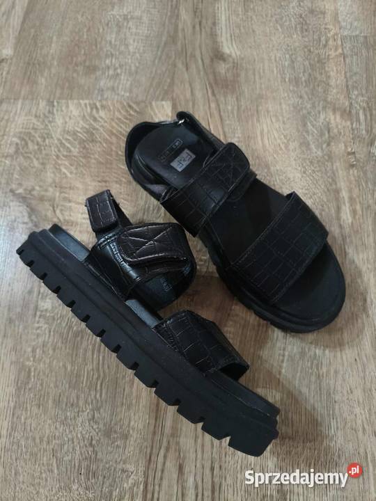 Czarne sandały FF rozmiar 36 Hajnówka