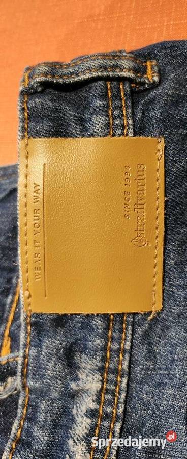 Ogrodniczki damskie krótkie Stradivarius Rozmiar 36(S) Gliwice