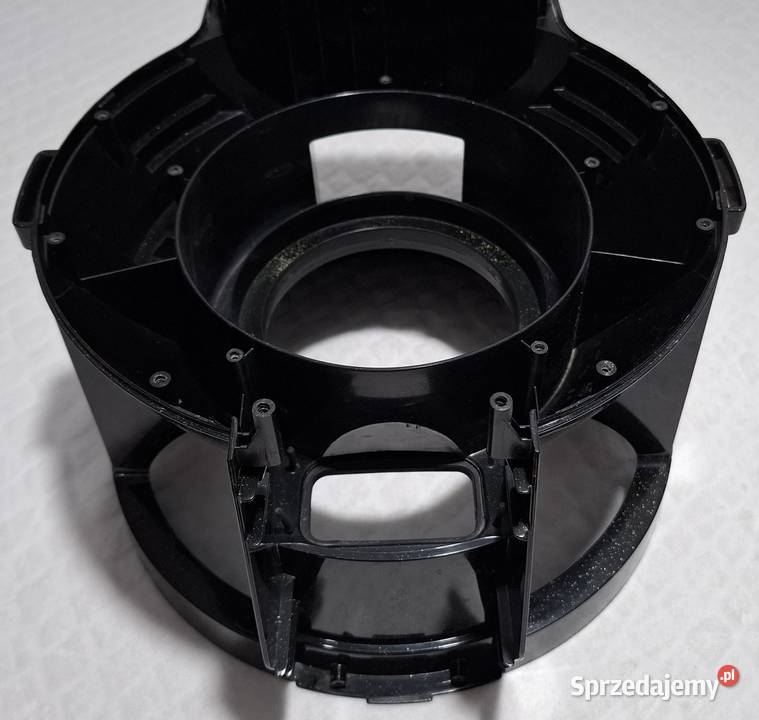 Dolna część obudowy korpusu urządzenia z