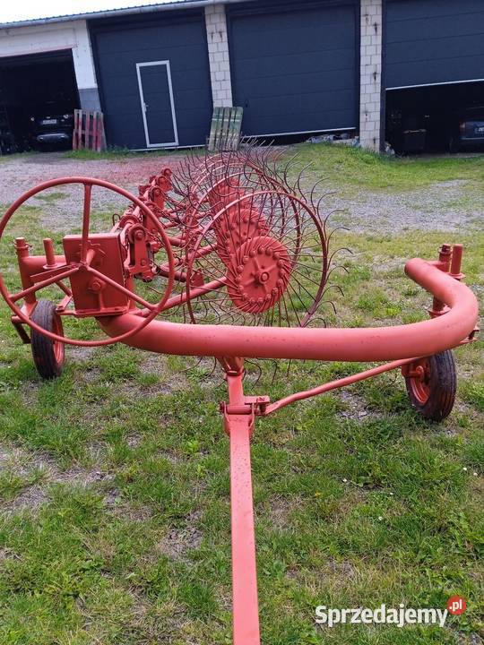 Przetrząsaczo zgrabiarka nieuszkodzony Maszów