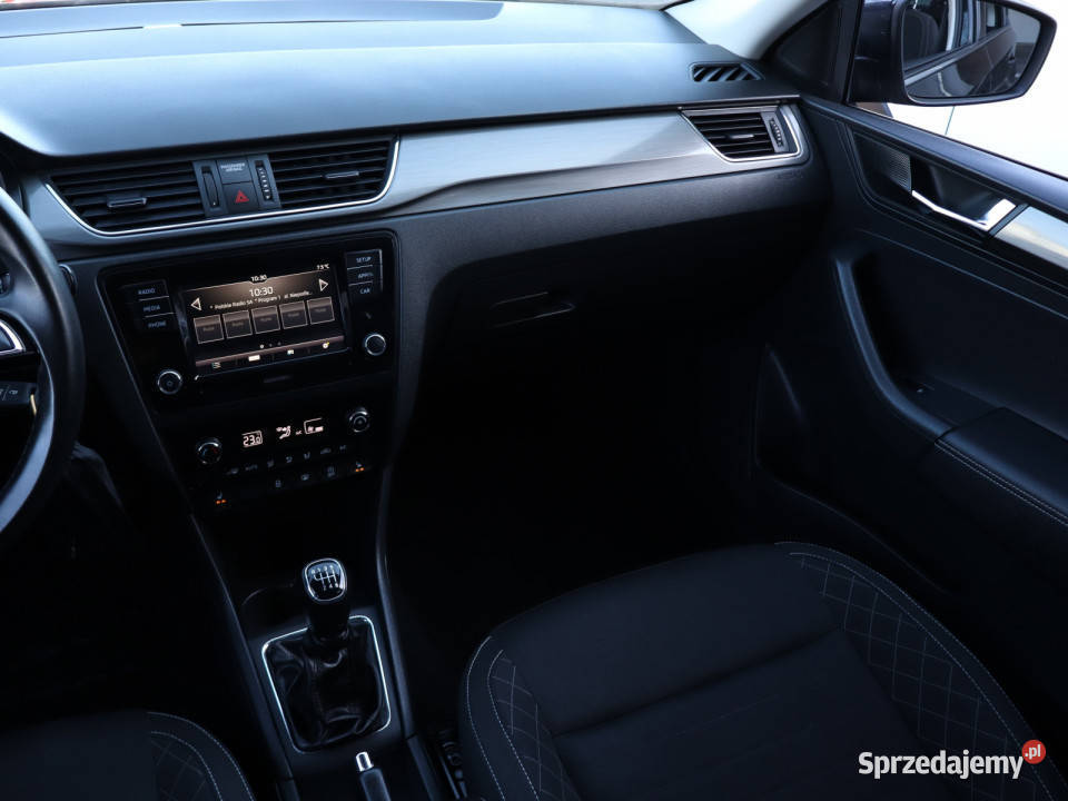 Skoda Rapid 10 TSI gniazdo USB sprzedam