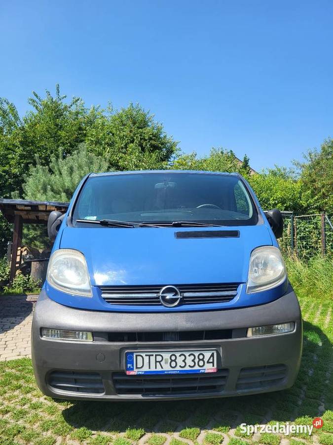 Opel Vivaro Trafic Primastar 9 osobowy klima 4/5