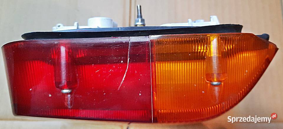 Lampa tylna prawa Peugeot 205 83r89 r wielkopolskie Ostrów Wielkopolski sprzedam