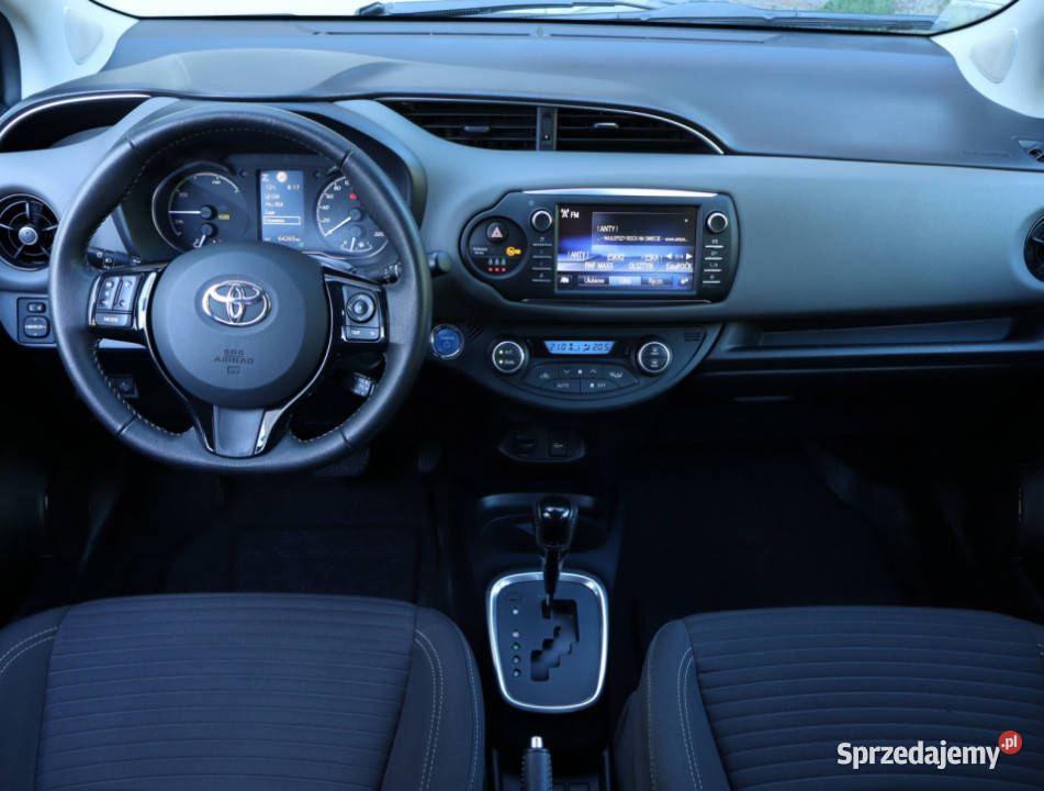 Toyota Yaris 15 Hybrid 64264km Yaris Piaseczno