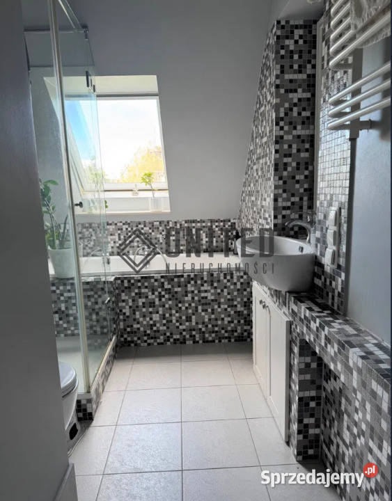 Władysław Orkana Nowe2001GarażPark