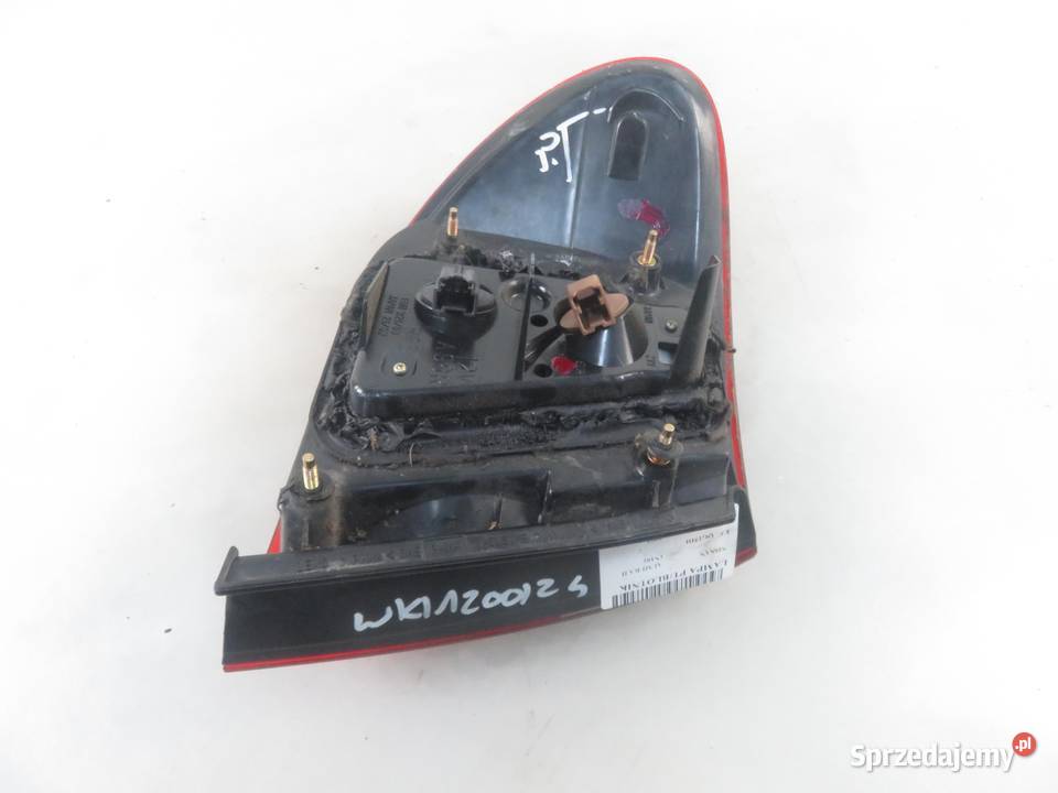 LAMPA PRAWA TYLNA NISSAN ALMERA N16 SEDAN
