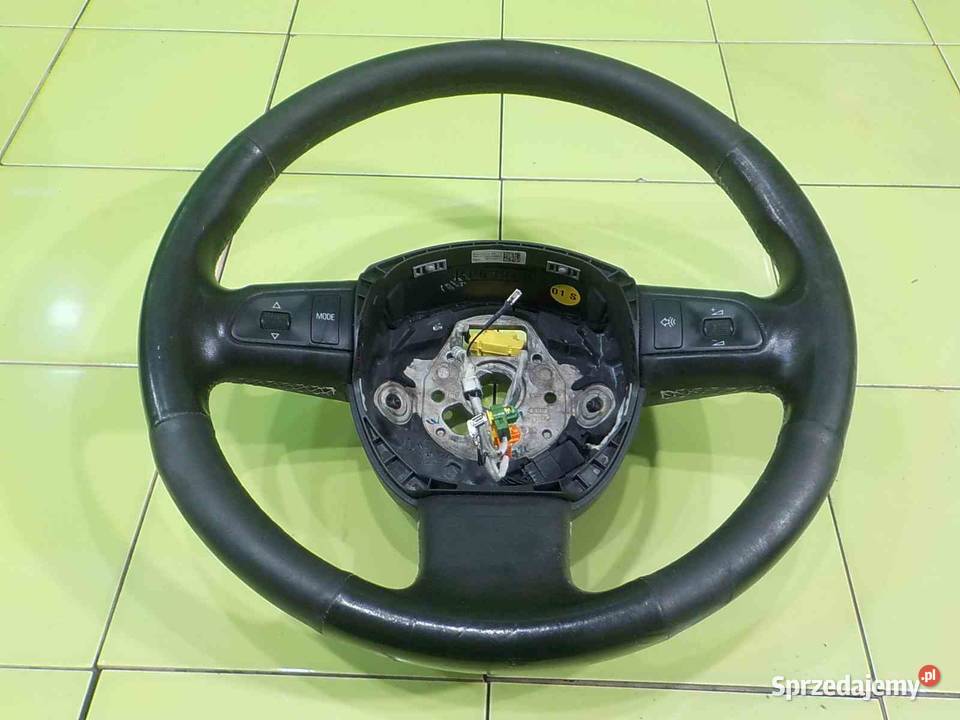 AUDI A4 B7 SLINE 20 TFSI 07r kierownica Suków