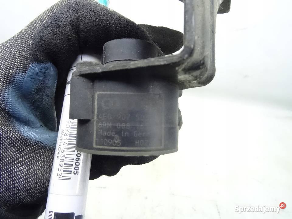 4E0616572D CZUJNIK POZIOMOWANIA XENON PRAWY TYL sprzedam