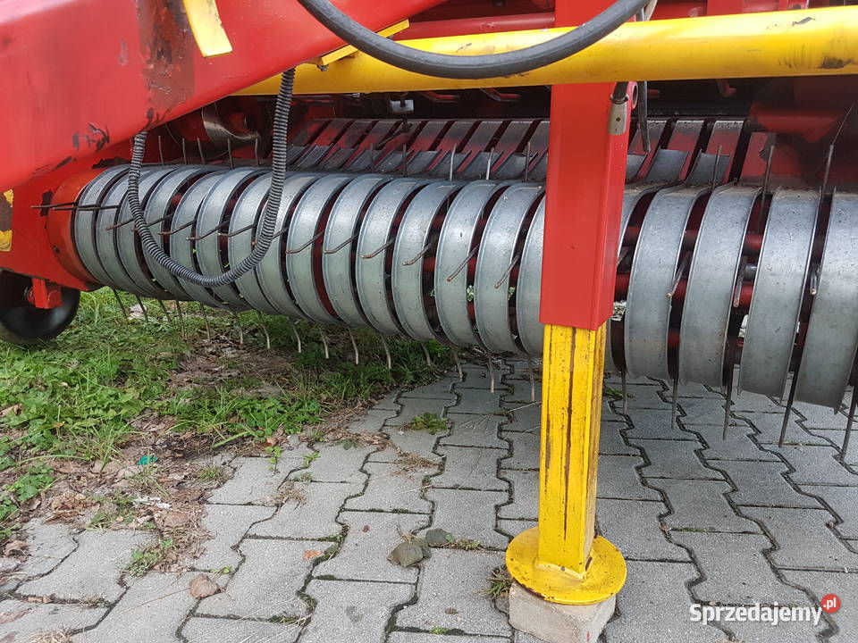 Prasa rolująca belująca Belarka METALFACH Mało Rolujące (belujące)