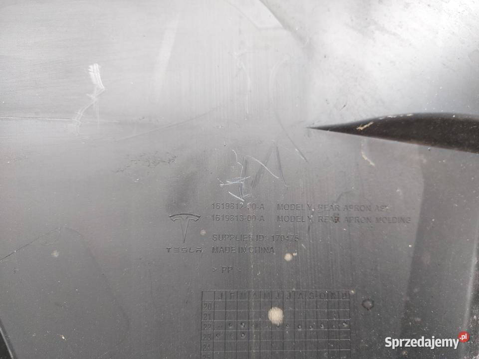 TESLA MODEL Y 2023r Osłona podszybia 161981200A