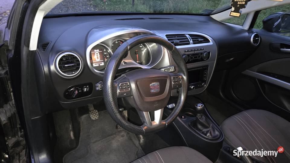 Seat Leon 16TDI 105 2011r