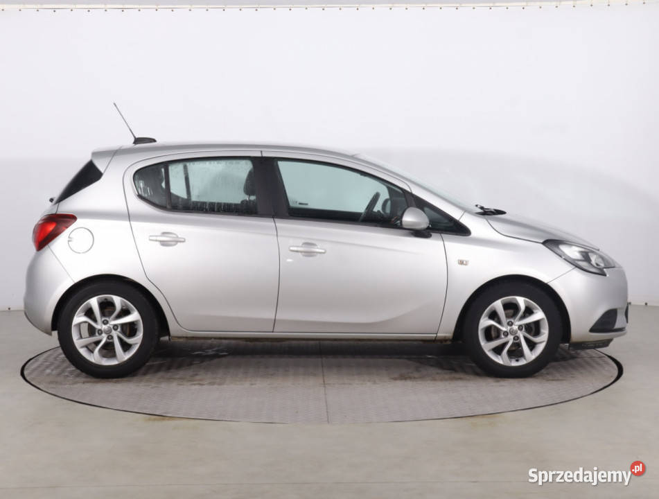 Opel Corsa 14 podgrzewane fotele Piaseczno