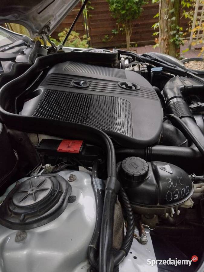 Zadbany Garażowany Mercedes E KlasaW 212Klasic Strzelno