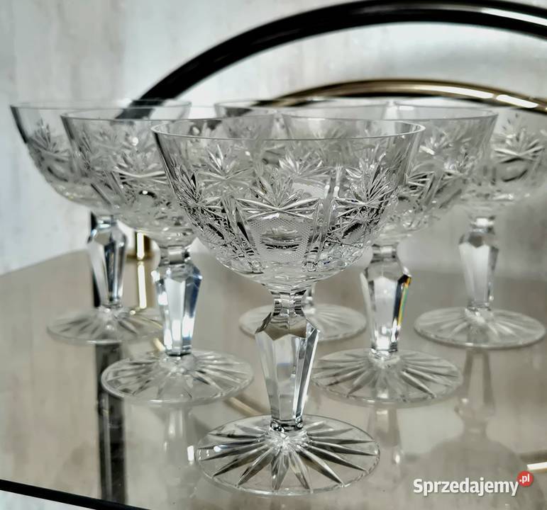Kryształowe kieliszki do szampana Jugów