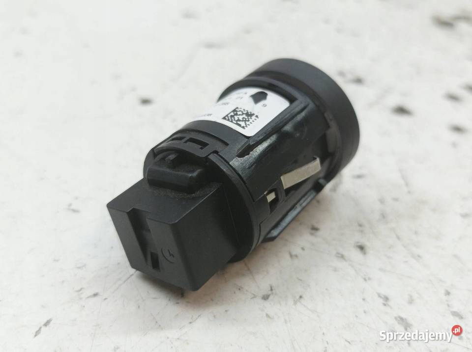 PRZEŁĄCZNIK START STOP ENGINE 3T0905217A Skoda