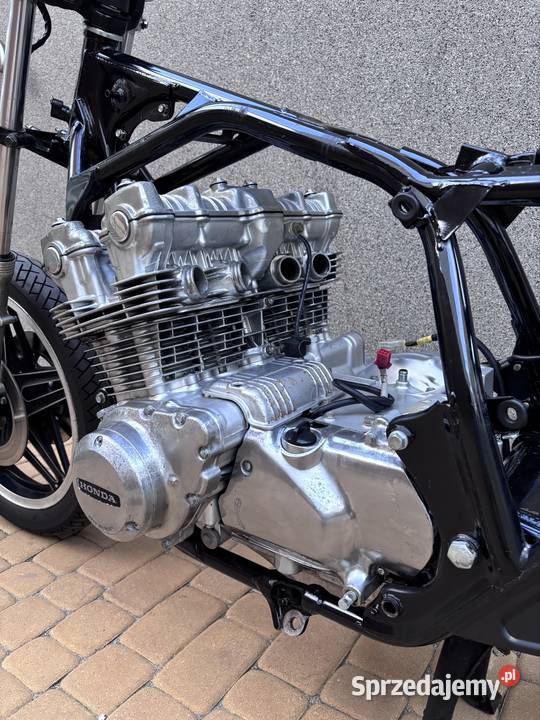 CB750C CB750 RC01 RC04 RC06 silnik 22850 Białystok sprzedam