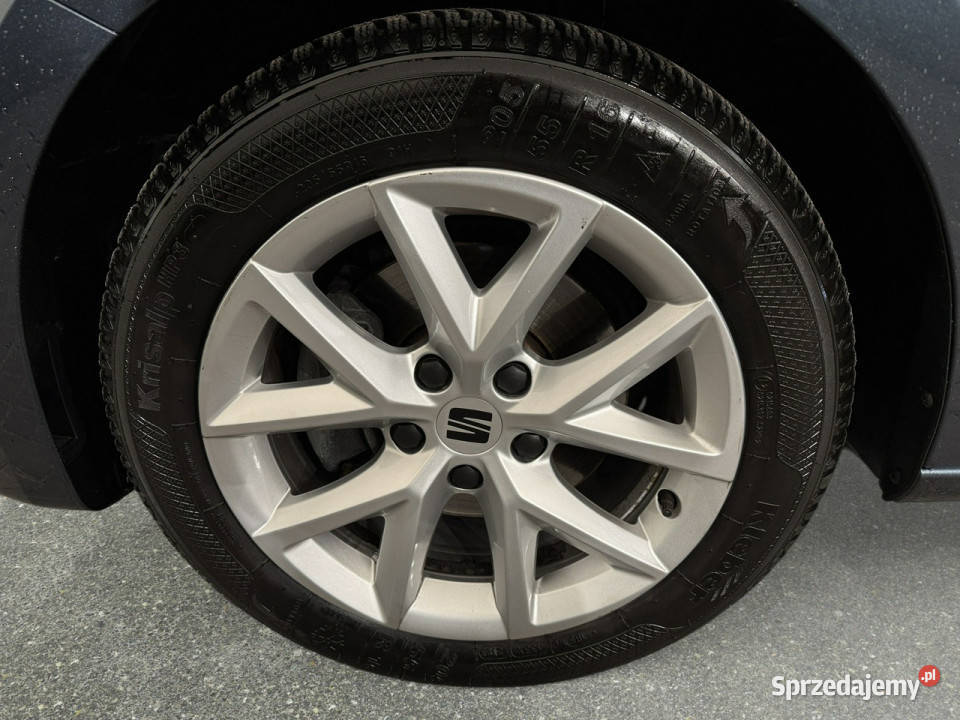 Seat Leon Sportstourer VAT 23 Style 15TSI 150 M6 nieuszkodzony Myślenice sprzedam