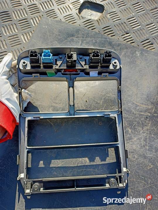 Ramka radia peugeot 307 0105r osobowe Szczecin sprzedam