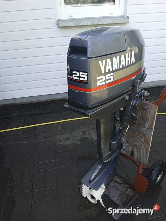 Silnik Zaburtowy Yamaha 25 Tłuszcz