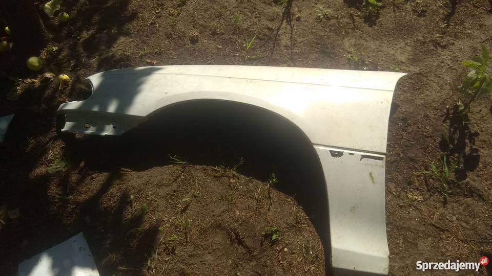 Błotnik przedni lewy OPEL ASTRA 1 biały Margonin