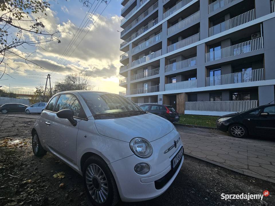 Fiat 500 niski przebieg Praga Południe biały