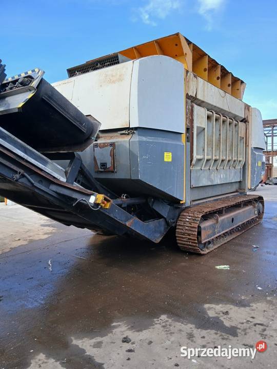 ROZDRABNIACZ JEDNOWAŁOWY UNTHA XR3000 XC MOBIL Poznań