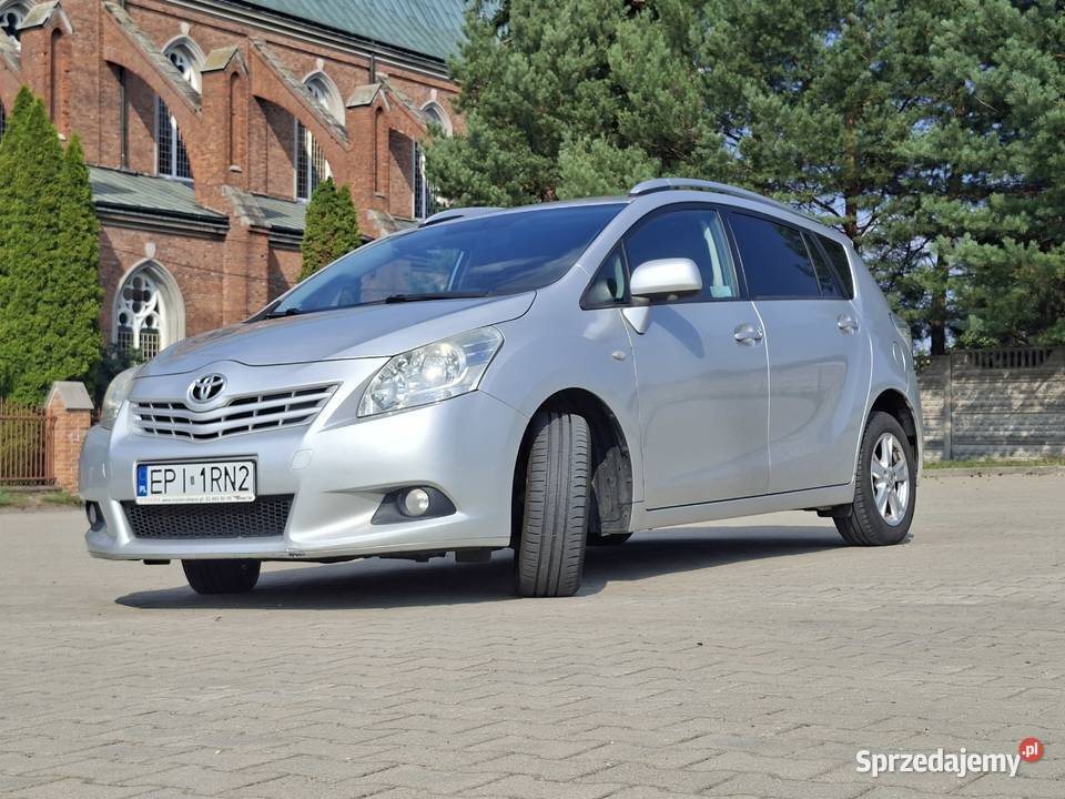 TOYOTA VERSO 20 D4D Legionowo