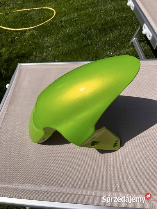 Przedni błotnik triumph Street triple 675 kolor Szczytna sprzedam