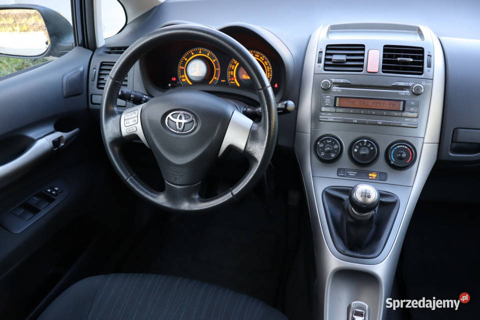 Toyota Auris 16 Dual VVTi niebieski Zabrze sprzedam