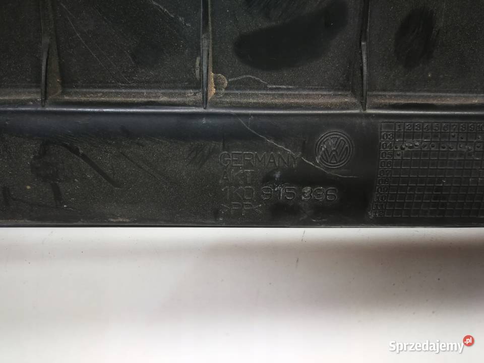 OSŁONA AKUMLATORA AUDI VW SEAT SKODA 1K0915336 osobowe śląskie Przystajń sprzedam