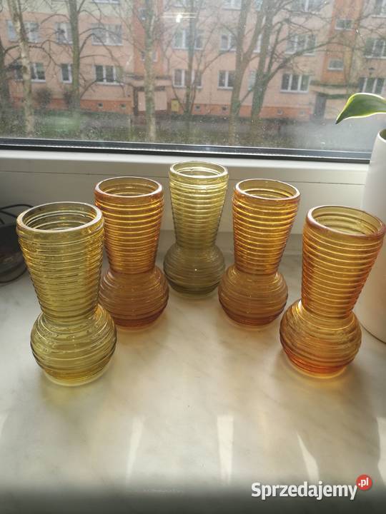 Wazoniki prążki prądniczanka Porcelana i szkło Choszczno sprzedam