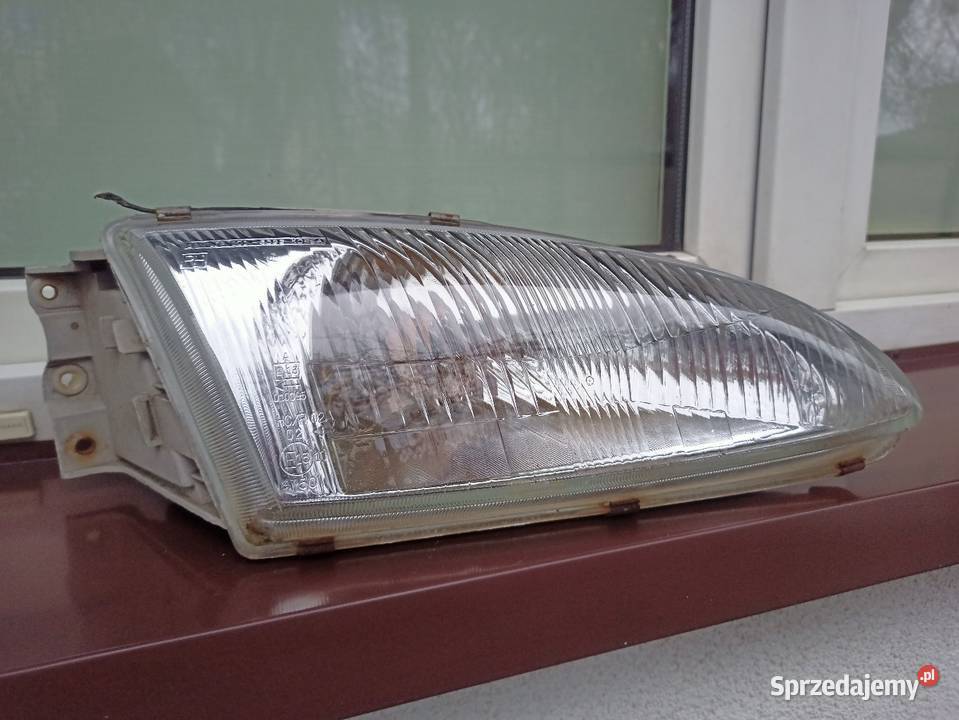 Hyundai Lantra lampa przednia prawa reflektor osobowe Sieradz sprzedam