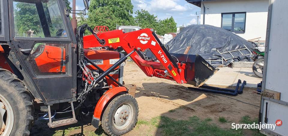 Mega Trwały Ładowacz Tur c360 MF Zetor Dostawa W Rabka-Zdrój