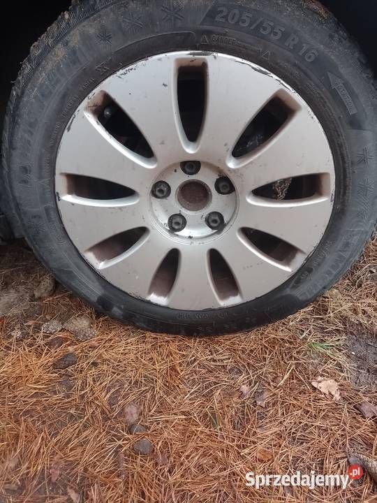 OPONA zimowa 205x55x16 MICHELIN 4 z alu pomorskie Jastrzębia Góra sprzedam