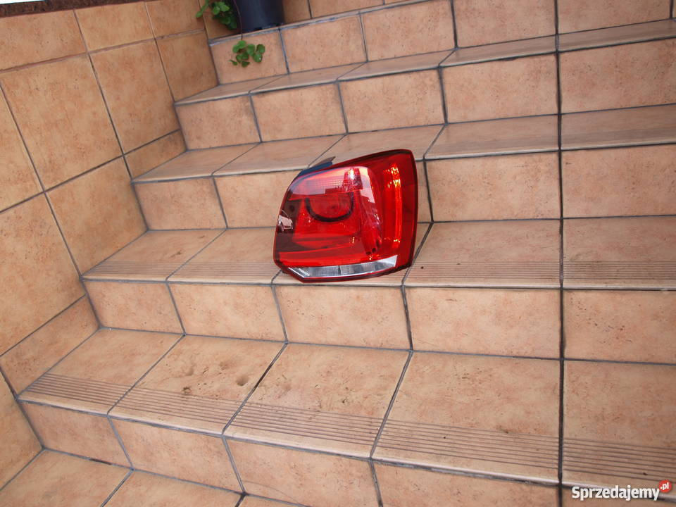VW Polo lampa prawa tył 2009 2014r europa Kalisz