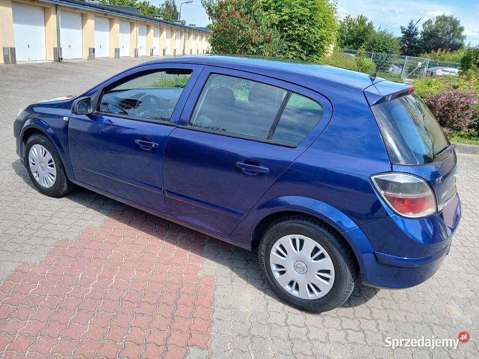 Astra 155tyskm 2009 lifcie 16benz