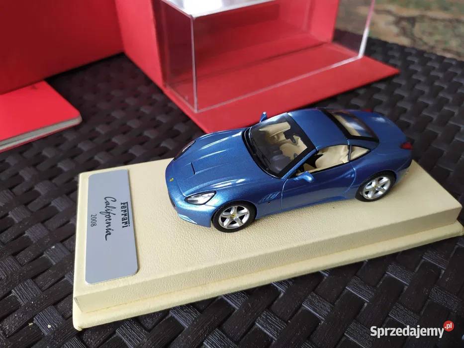 Model Ferrari California