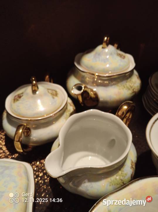 Zestaw Śniadaniowy porcelany Karolina 24 części sprzedam