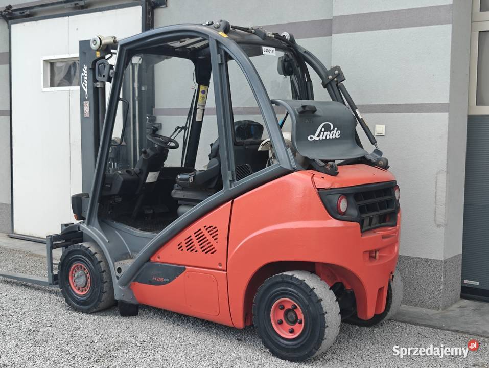 Wózek widłowy Linde H25T02 Evo Triplex 49m 2016r świętokrzyskie