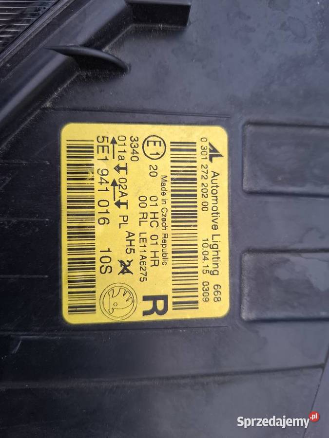 Reflektor prawy przedni skoda octavia 3 2015 Czudowice