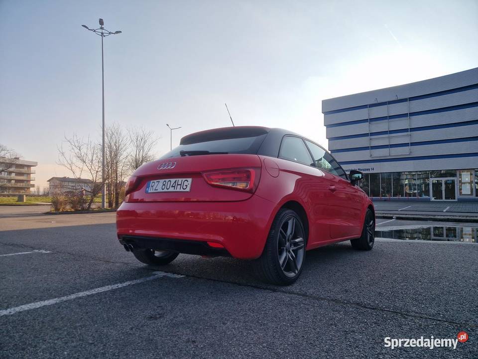 Audi A1 3drzwiowe 16 TDI 105 automat przejechane diesel