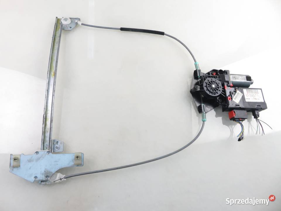 PODNOŚNIK SZYBY PRAWY 3D PEUGEOT 307 3AC