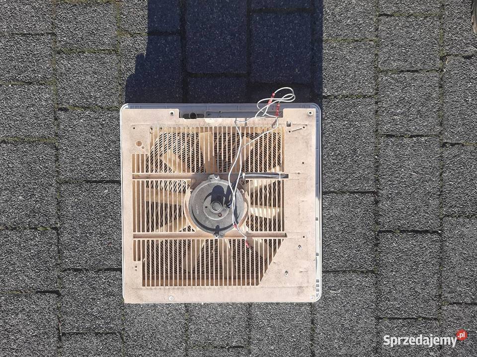 Szyberdach z wentylatorem 12V do przyczepy Skokowa