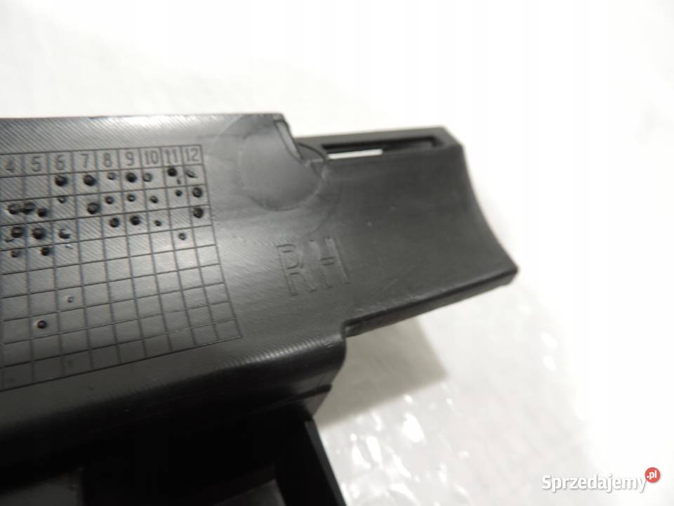 OPEL ZAFIRA C LIFT OSŁONA GRILLA PRAWA NOWA Podszybia