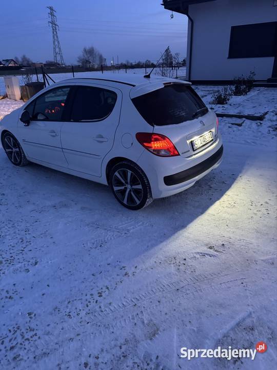 Peugeot 207 16 hdi 90 2010 wersja 99g biały 5 207 Żory