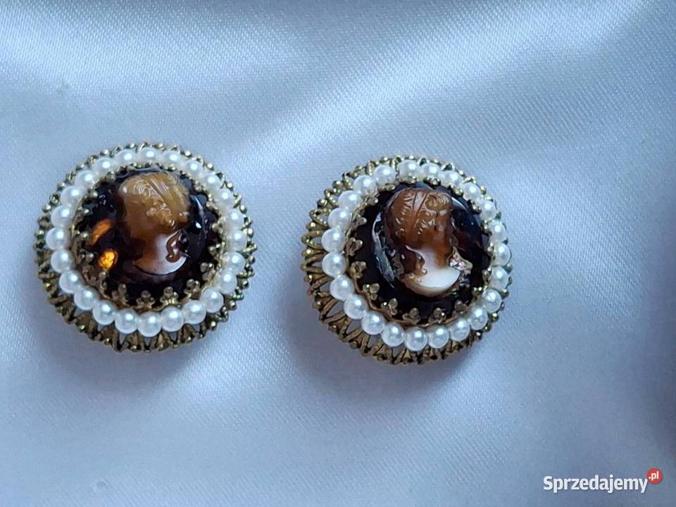 Klipsy z kameą w stylu zachodnioniemieckim z Lublin